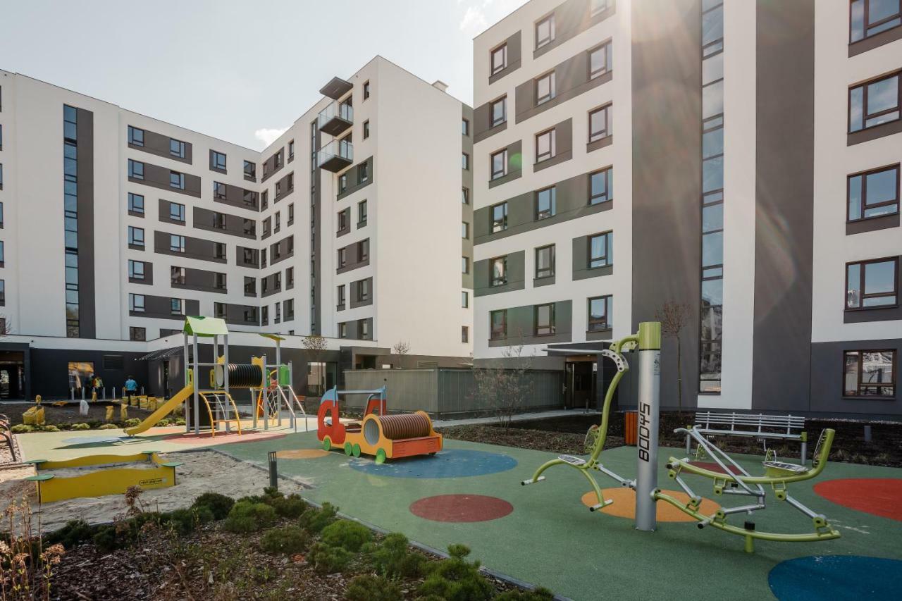 Chill Apartments Wola Warschau Buitenkant foto
